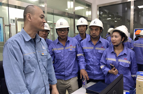 宜化集團(tuán)優(yōu)秀班組長(zhǎng)“三個(gè)一”活動(dòng)圓滿(mǎn)結(jié)束(圖6)