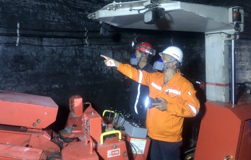 礦業(yè)公司：思維碰撞、經(jīng)驗(yàn)共享，講出班組安全管理標(biāo)準(zhǔn)化建設(shè)好辦法(圖2)