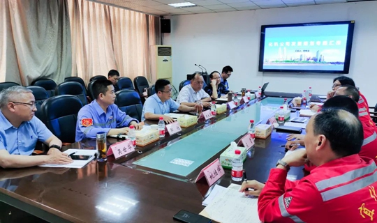 王大真一行到股份公司、化機(jī)公司現(xiàn)場辦公(圖2)