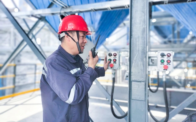 青海宜化2#燃氣三筒窯一次性點火開車成功！(圖1)