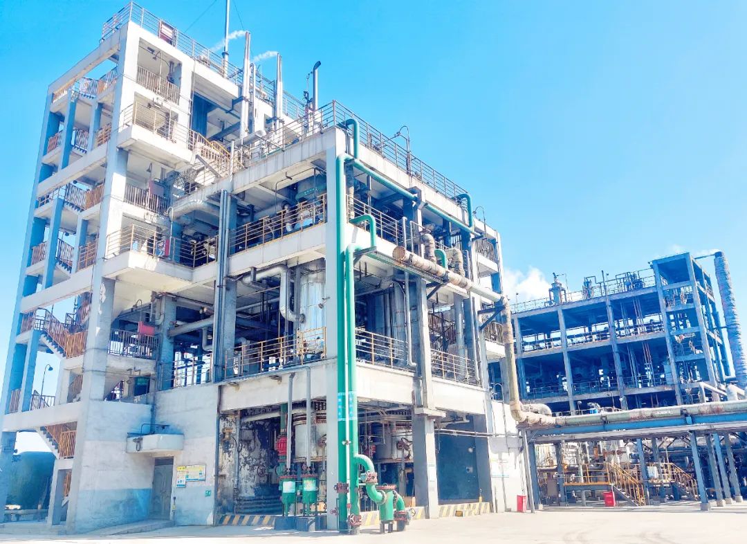 喜訊！內(nèi)蒙宜化醫(yī)藥級(jí)鹽酸成功下線(圖2)