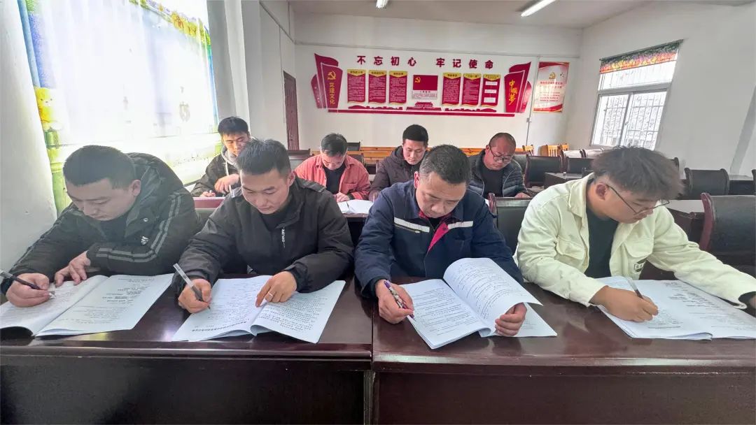 宜化礦業(yè)：強(qiáng)化教育培訓(xùn)提技能，新工分級管理見實(shí)效(圖2)