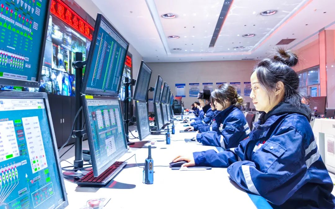 新疆宜化電石車間二一班：強化班組建設(shè)，筑牢基層基石(圖2)