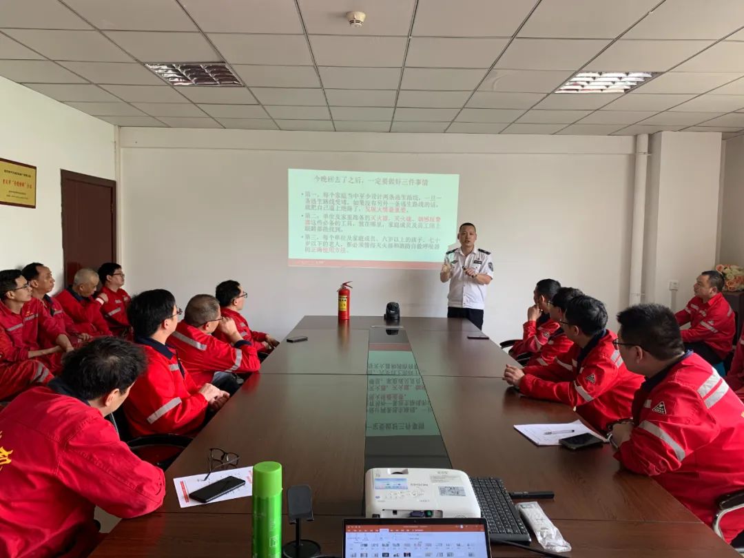 開展消防安全培訓，防患于未然(圖1)