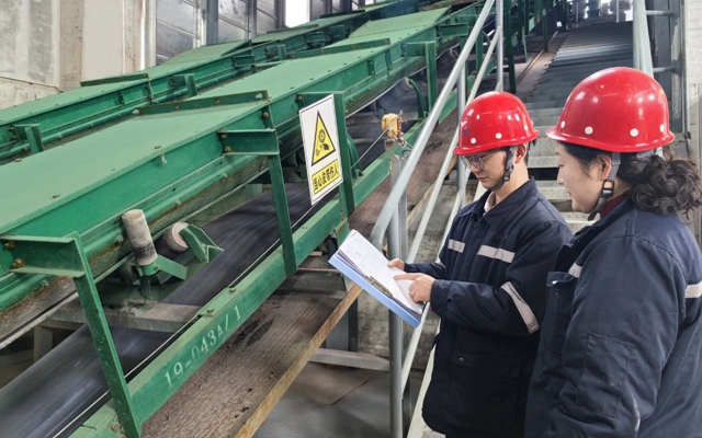 宜化礦業(yè)“磷礦光電選礦技術(shù)”榮獲第九屆湖北省職工優(yōu)秀技術(shù)創(chuàng)新成果二等獎(jiǎng)