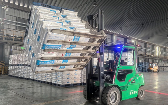 以賽促學展風采！青海宜化開展叉車技能比武