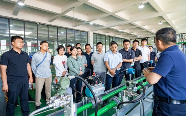 應(yīng)急管理人員齊聚宜化職業(yè)培訓(xùn)中心 共筑?；袠I(yè)安全防線