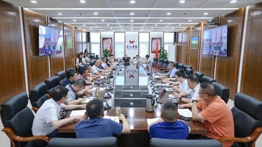 集團(tuán)召開上半年安委會(huì)工作總結(jié)暨安全警示教育會(huì)(圖1)