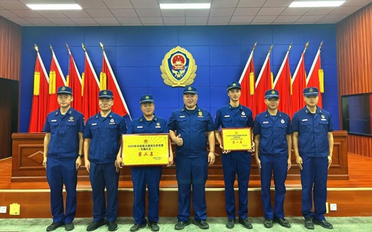 新疆宜化代表隊(duì)在自治區(qū)消防比武競(jìng)賽中勇奪佳績