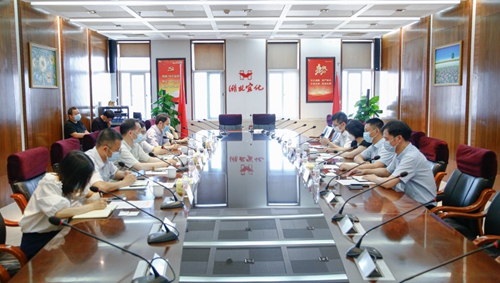 中國信保湖北分公司黨委書記、總經(jīng)理劉正茂一行到訪宜化集團