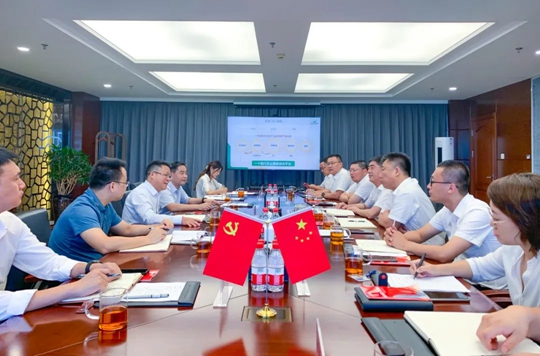 訪客戶談合作走市場！王大真到倍豐集團走訪