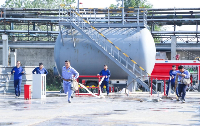 以賽促練礪精兵！股份公司開展應(yīng)急技能比武